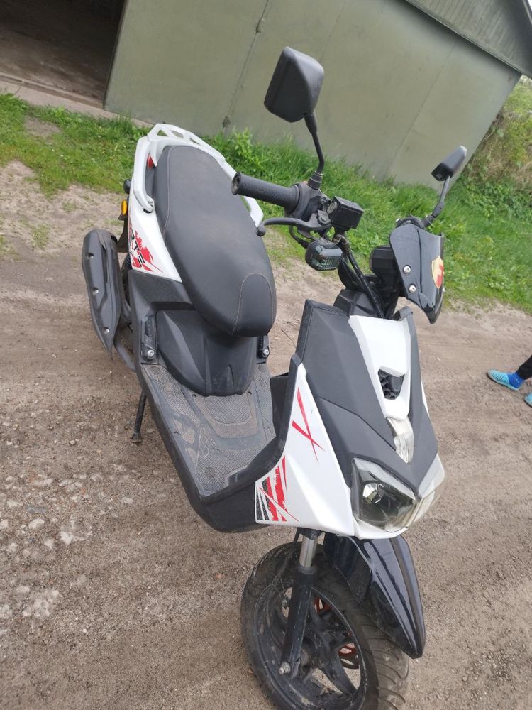 Продам скутер  FORTE BWS-R 150cc срочно в идеальном состоянии!