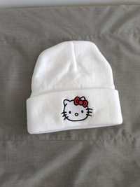 Biała czapka hello kitty