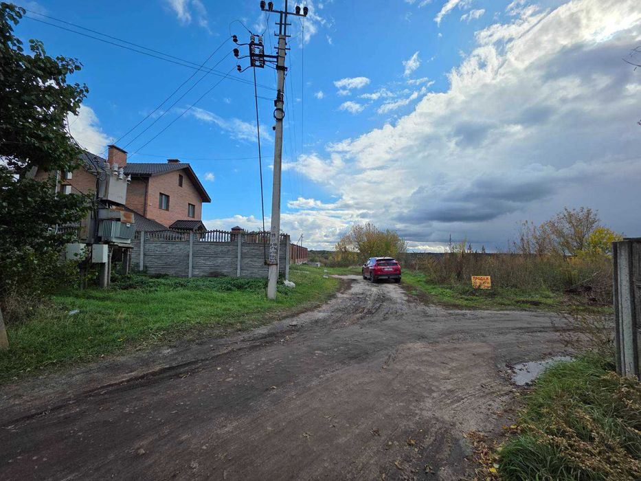 Продам ділянку 24 с Гнатівка розміщення офісно-складських приміщень