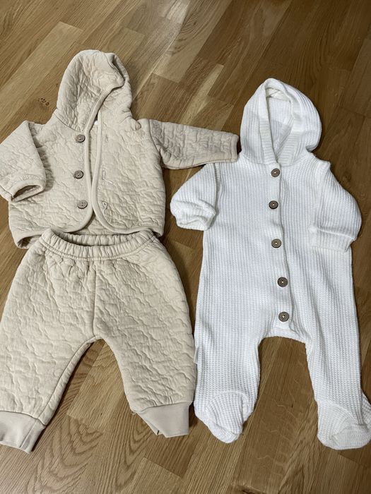 Одяг для немовлят, костюмчики, штани, сведрик, чоловічки.