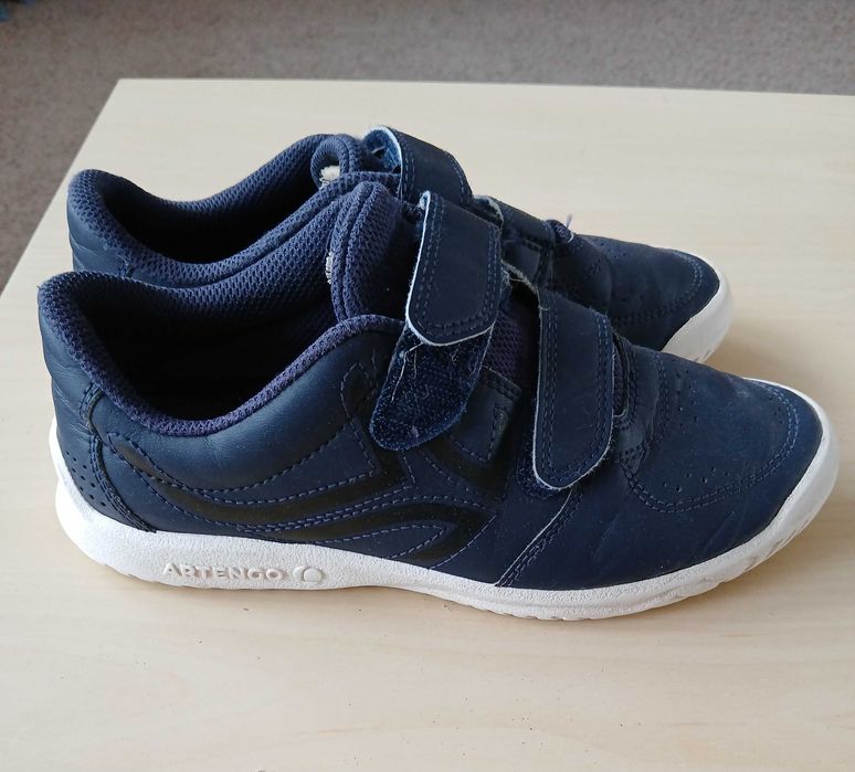 Buty sportowe Decathlon Artengo rozm. 35
