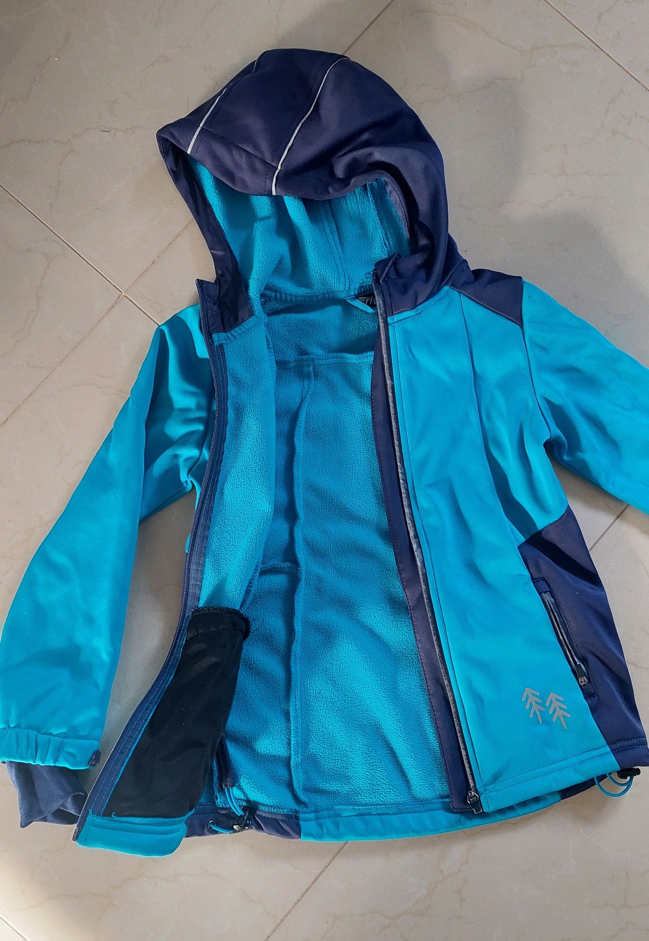Kurtka softshell dla chlopca crivit 122/128