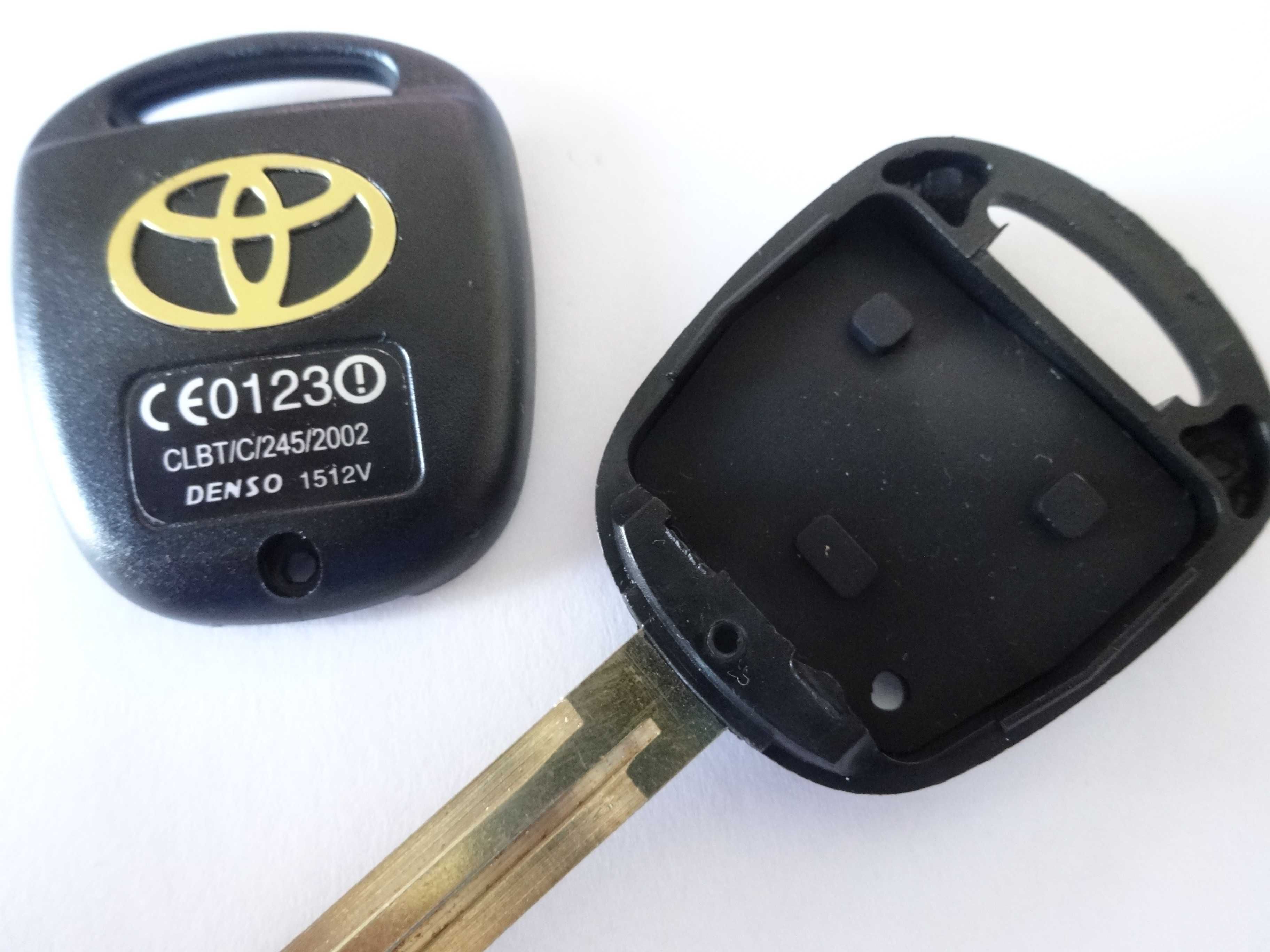 TOYOTA Avensis Yaris COROLLA RAV4 Aygo Kluczyk Pilot Obudowa LOGO 3p