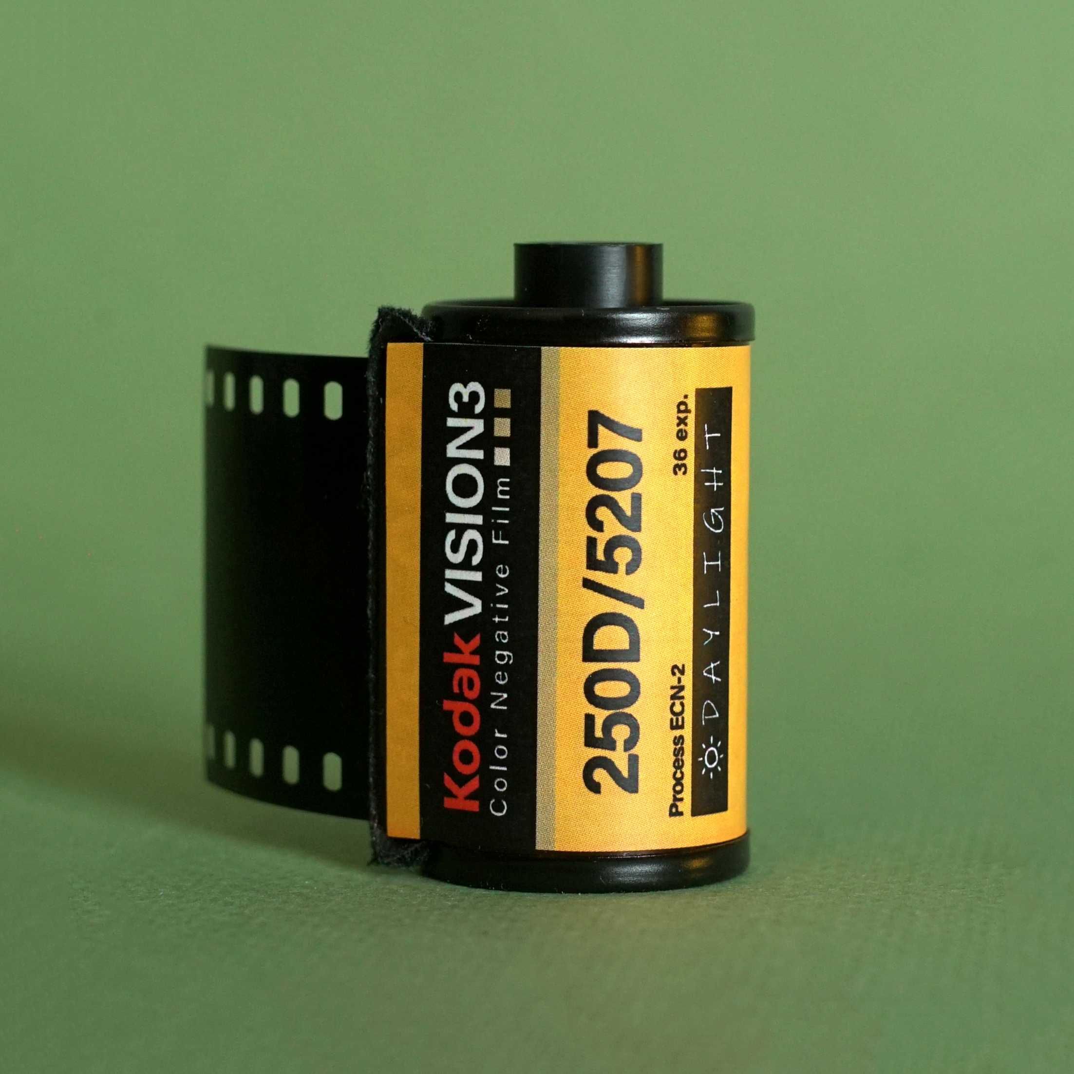 Свіжа кіноплівка Kodak Vision3 250D (250iso) фотоплівка 35мм