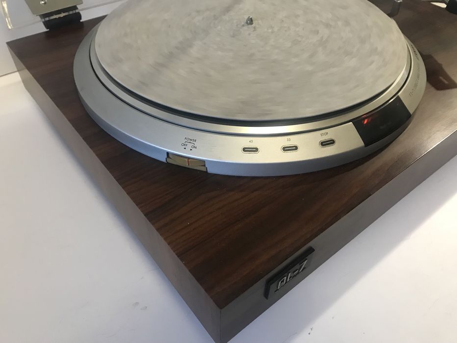 Victor QI-7 виниловый проигрыватель