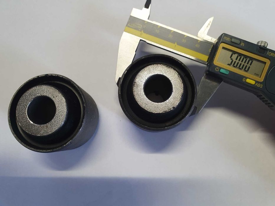 Сайлентблоки DORMAN ф50хф16,5х55 - 2 шт Ford Explorer 2011-2018