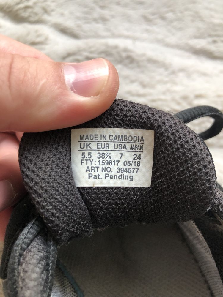 GORE-TEX SALOMON (38.5) 24-24.5см трекинговые кроссовки мужские унисек