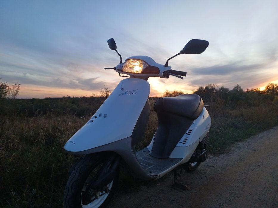 Скутер Honda Tact