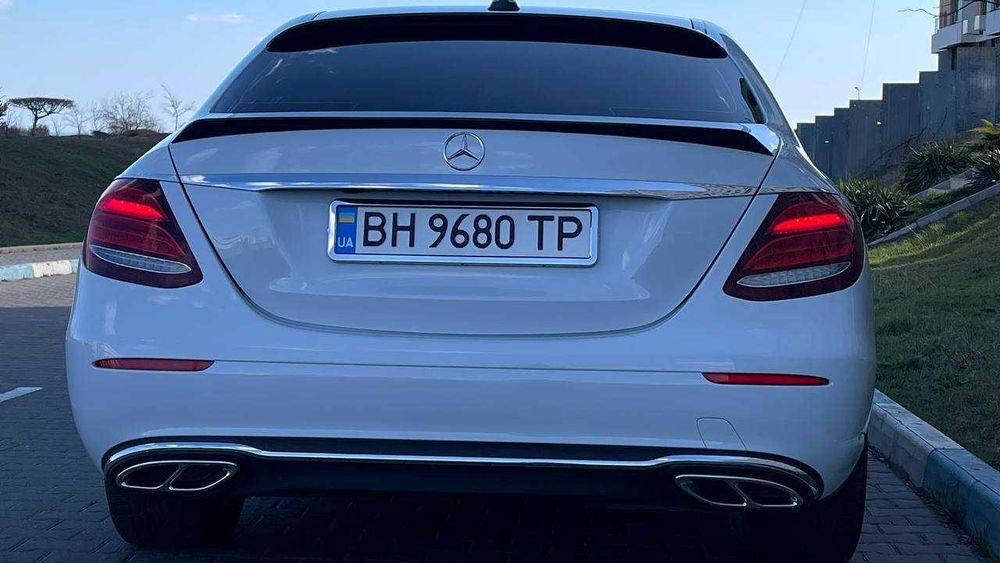 Mercedes-Benz E-Class 2016 W213