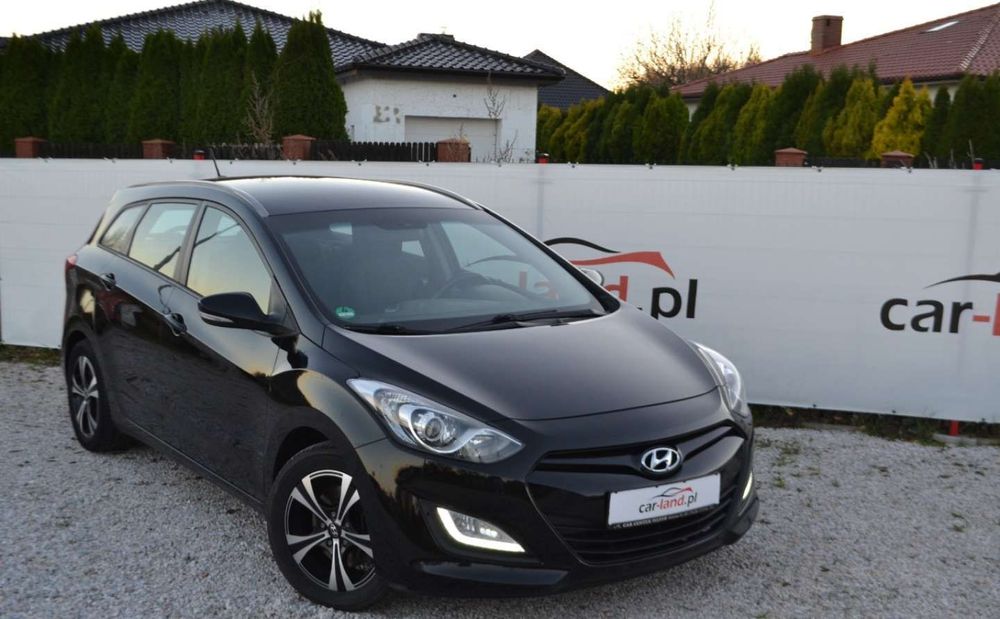 Hyundai I30 1.6 CRDI *110 KM * NAVI *Led *Tempomat *Kamera *Bezwypadkowy