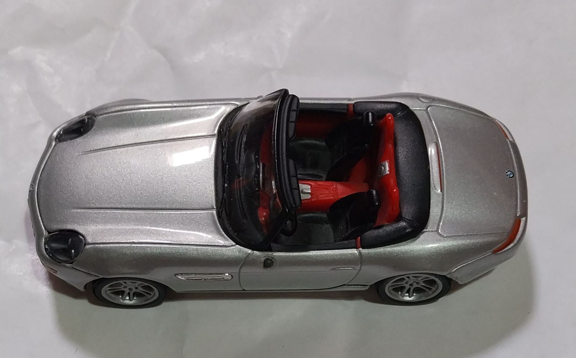 Miniatura da Solido Bmw Z8 escala 1/43