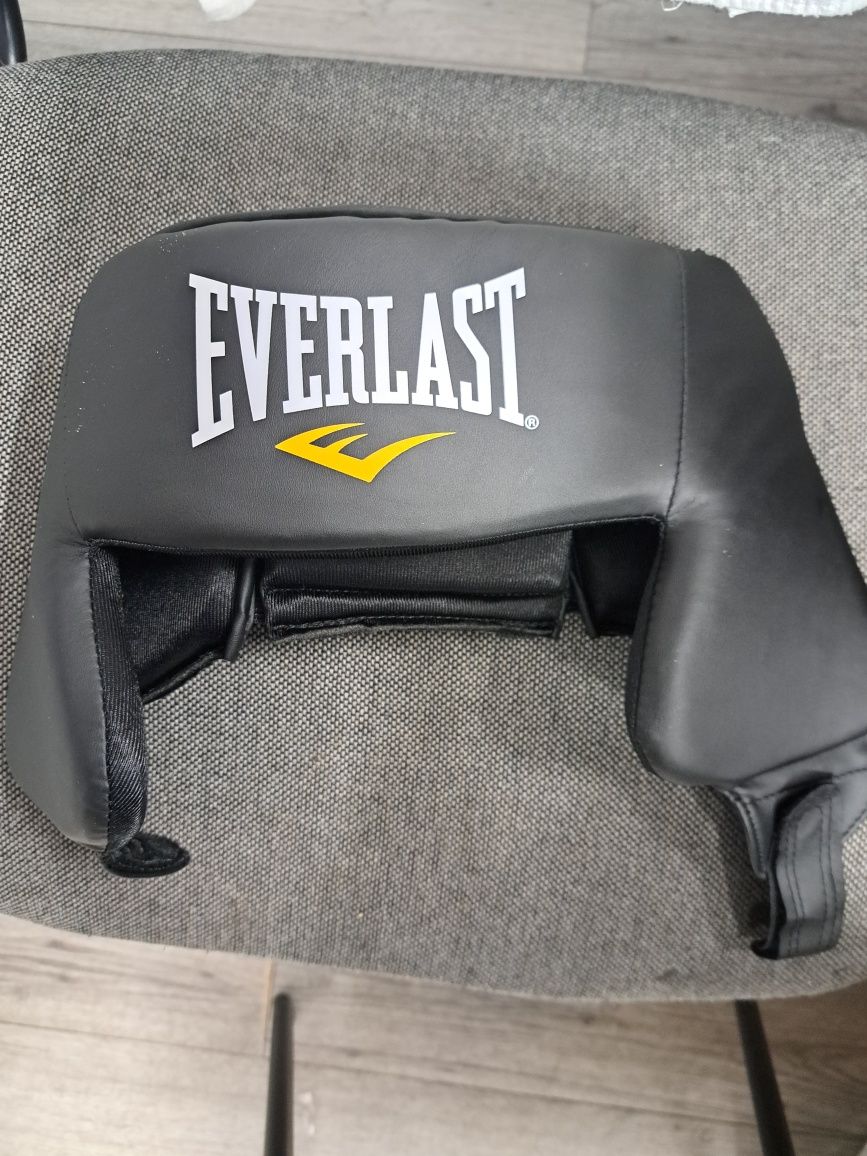 Kask bokserski everlast