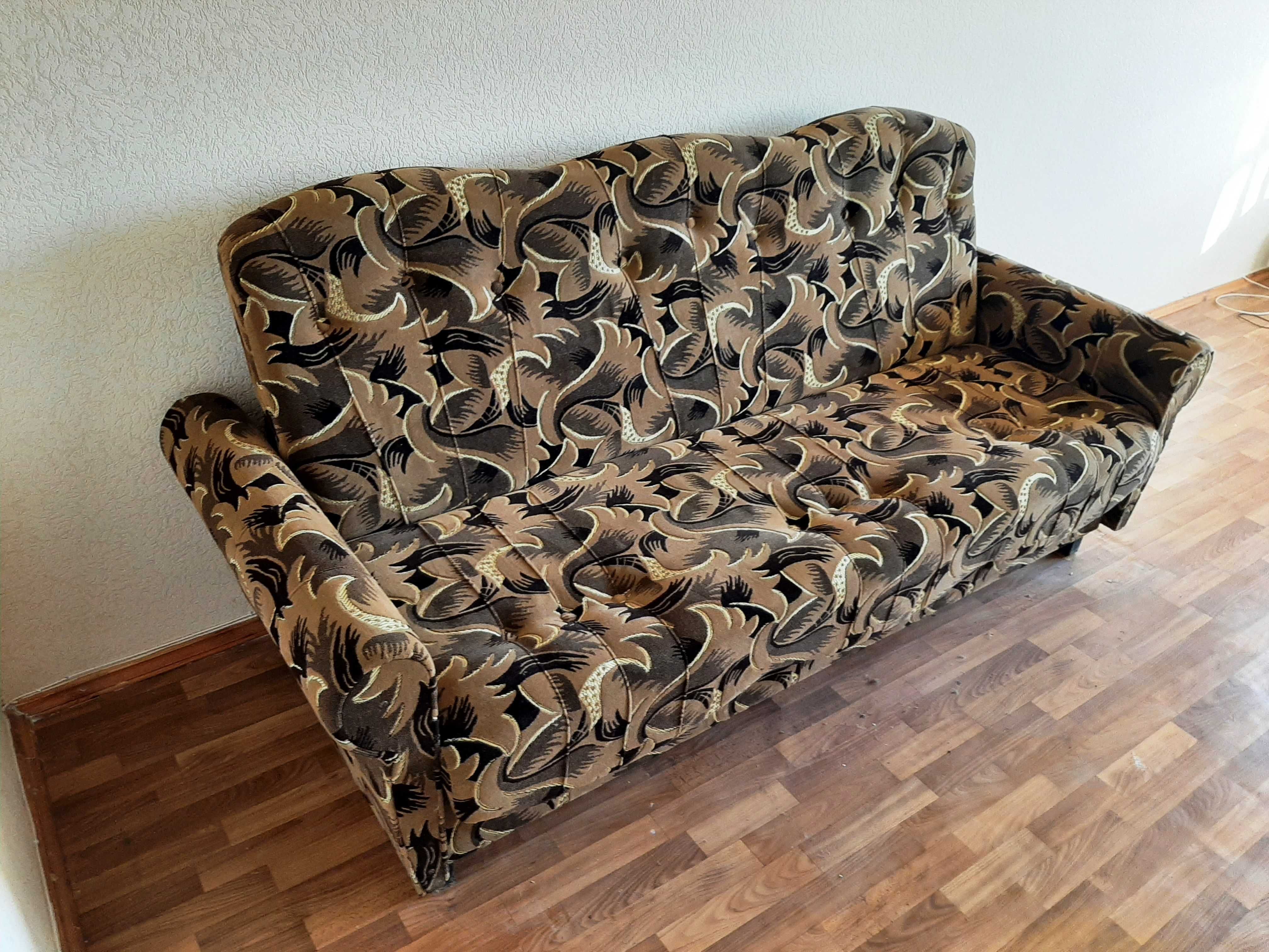 Диван (розкладний)