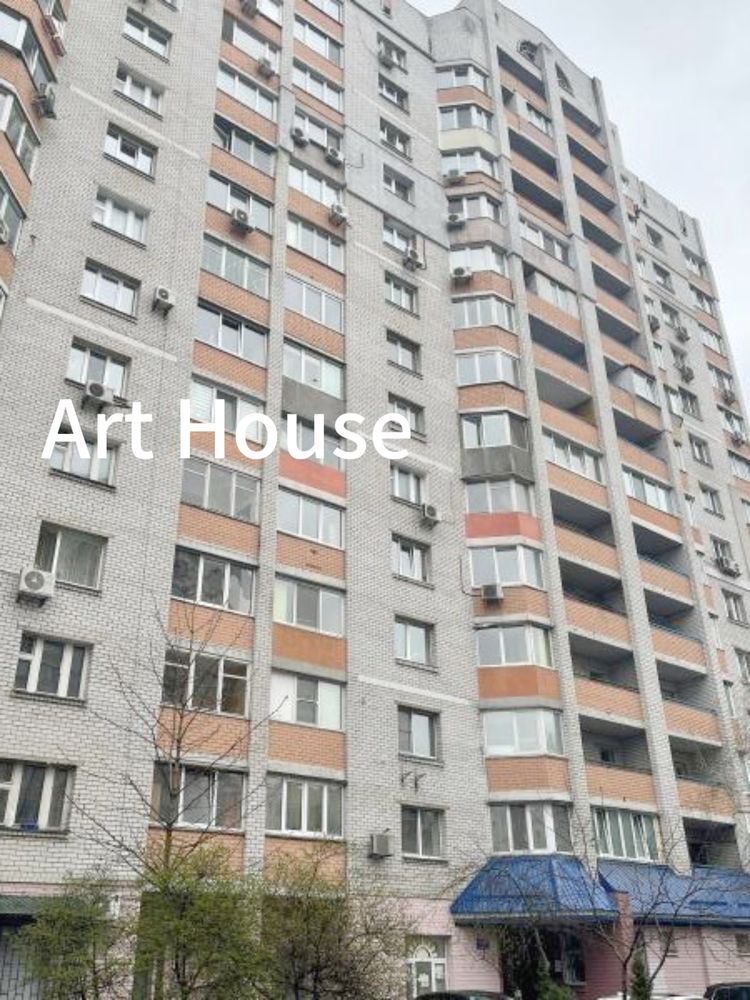 2 входи, Офіс, курси, школа, садочок, логопеди, психологи, 5 кабінетів