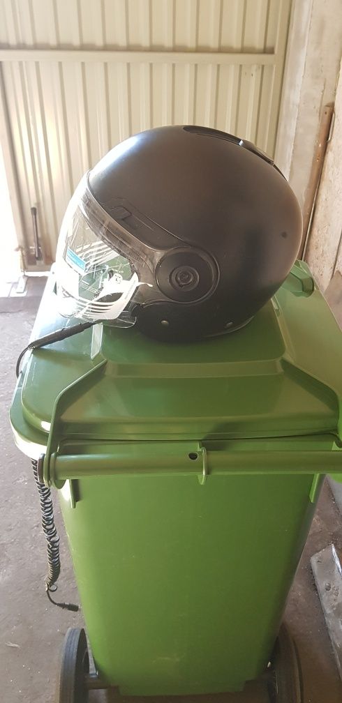 Sprzedam kask HJC  i30