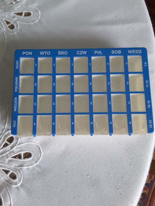 Tygodniowa kasetka na leki