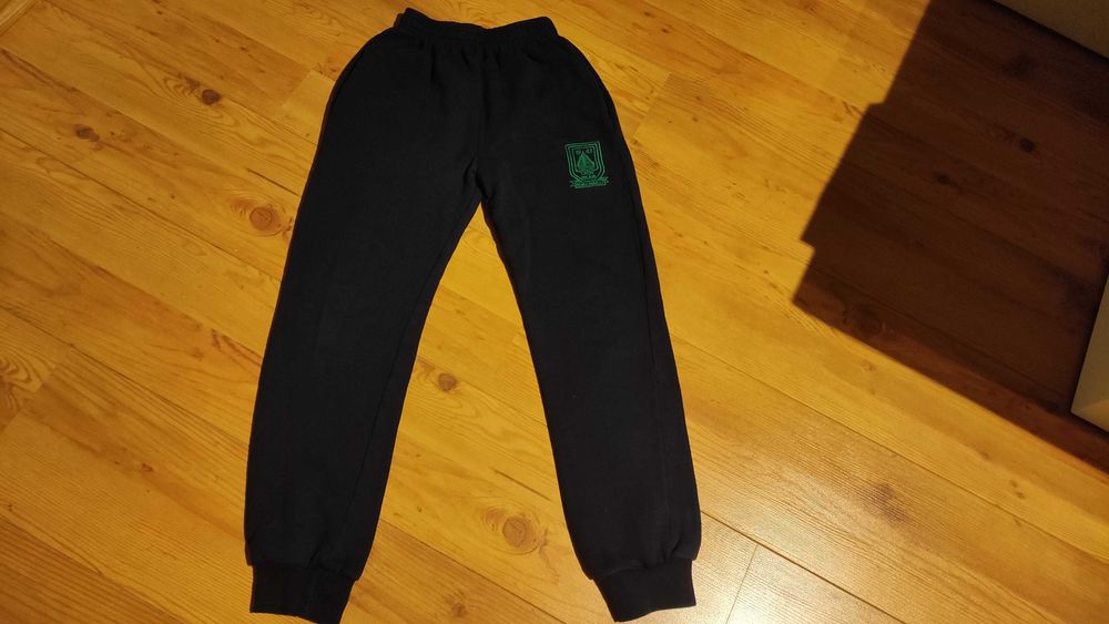 Spodnie dresowe granatowe 146