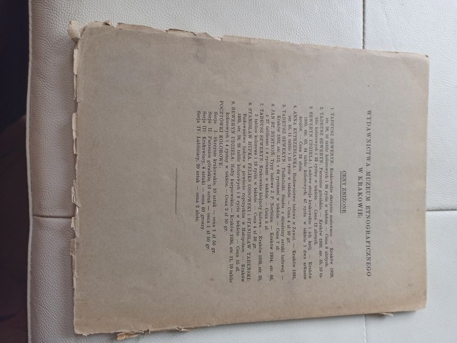 Polskie malarstwo ludowe z rycinami