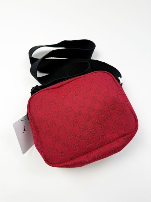 Акція! Чоловічий Месенджер Jordan Monogram червоний / Новий!