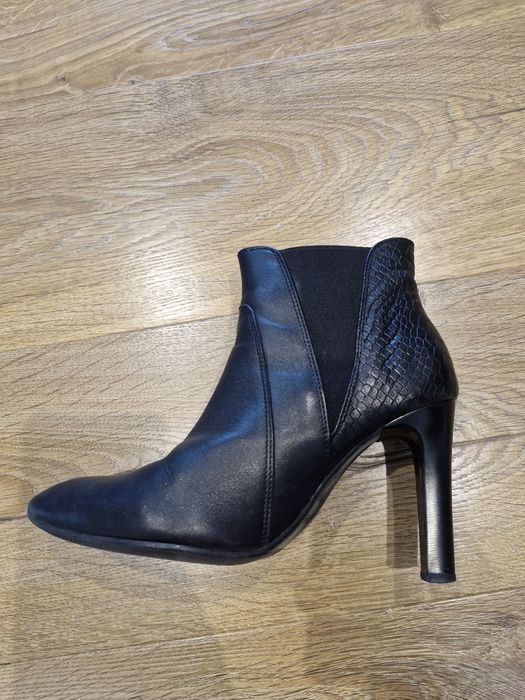 Botki, czarne, r. 37