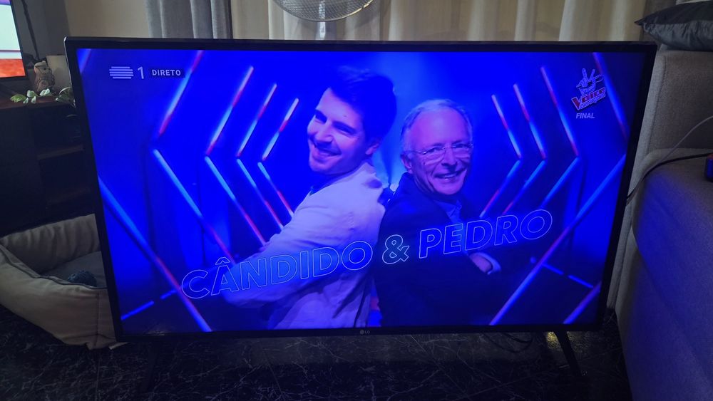 Televisão Smart tv LG 43'