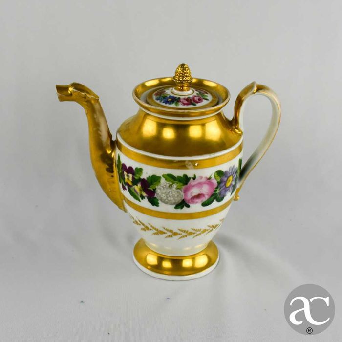 Bule / Cafeteira porcelana Europeia, dourado e pintado à mão, séc. XIX