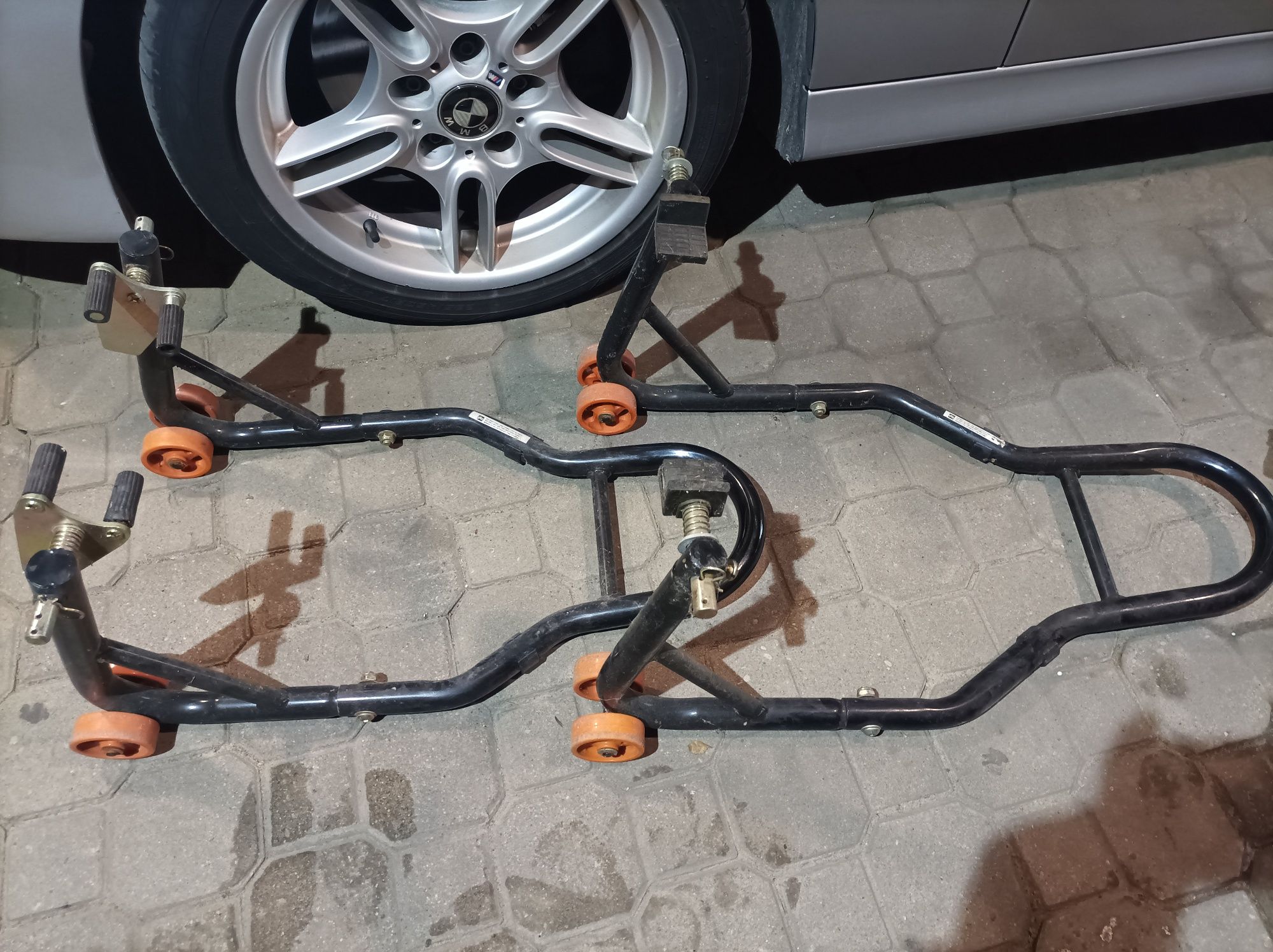 Stojak motocyklowy podnośnik przód i tył komplet