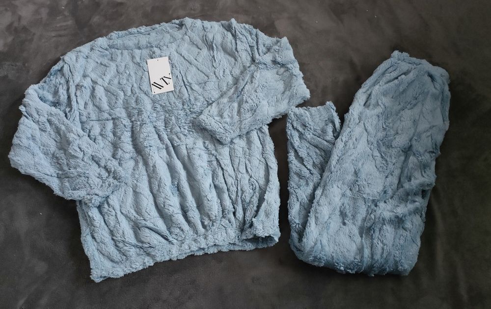 Śliczny, nowy, mięciutki, misiowy  komplet dresowy/piżama , rozmiar m/