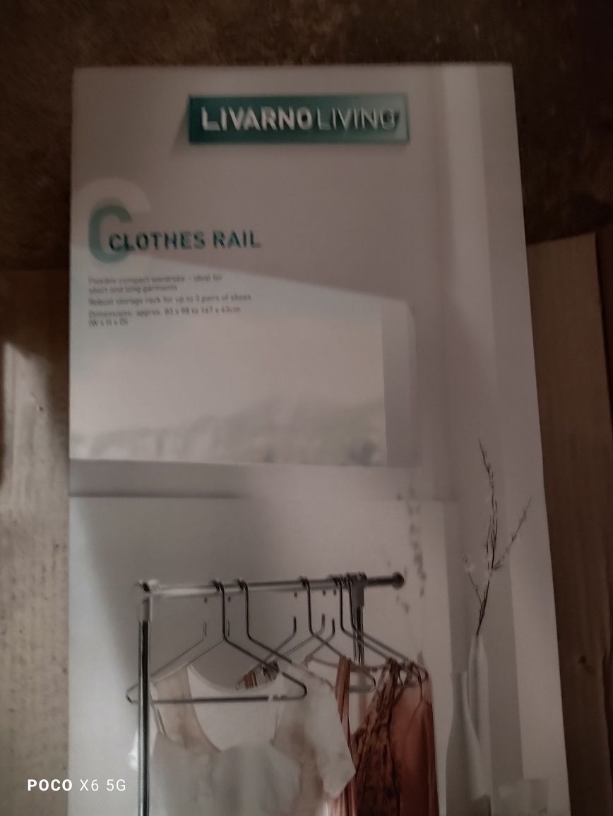 Livarno stojak na ubrania nowy