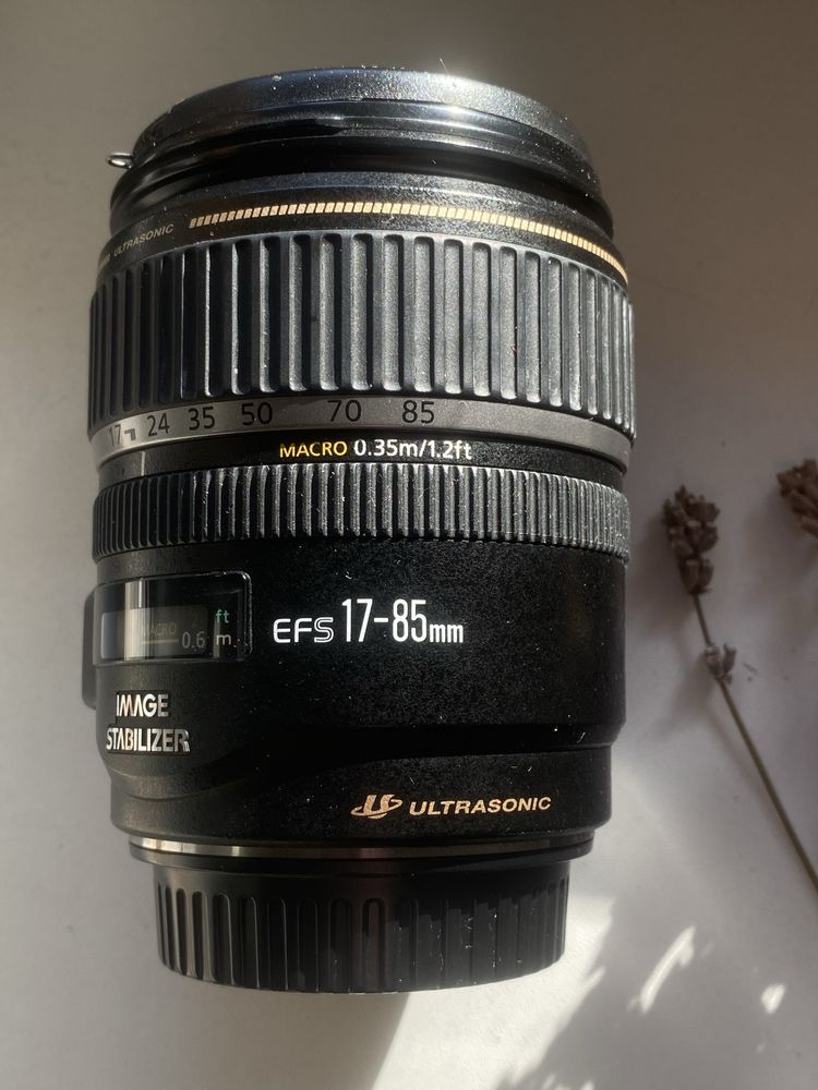 Обєктив Canon EF-S 17-85mm F4-5,6 USM можна з фотоапаратом