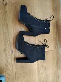 Buty H&M czarne, wysokie