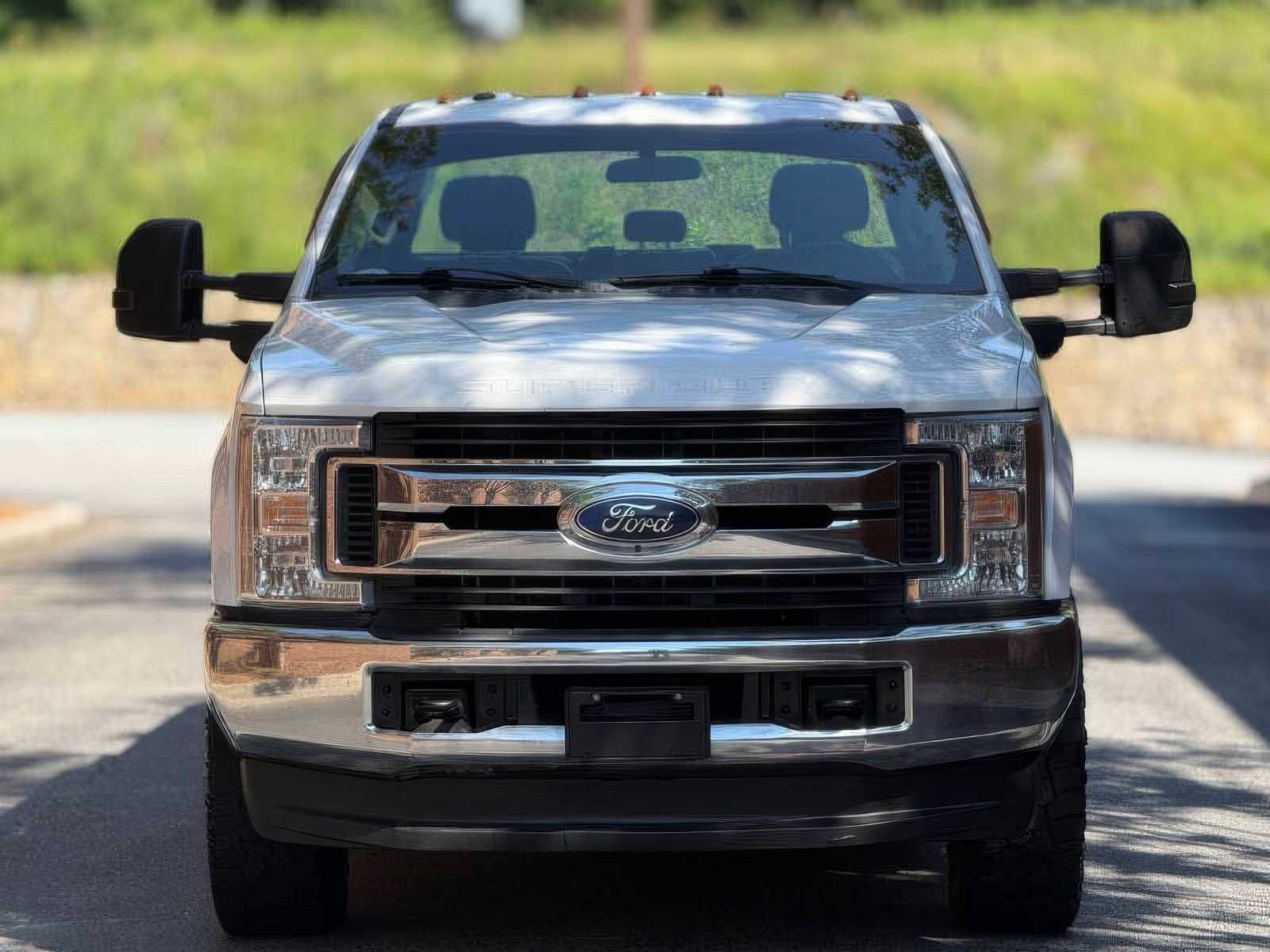 Ford Super Duty F-250 XLT 2019