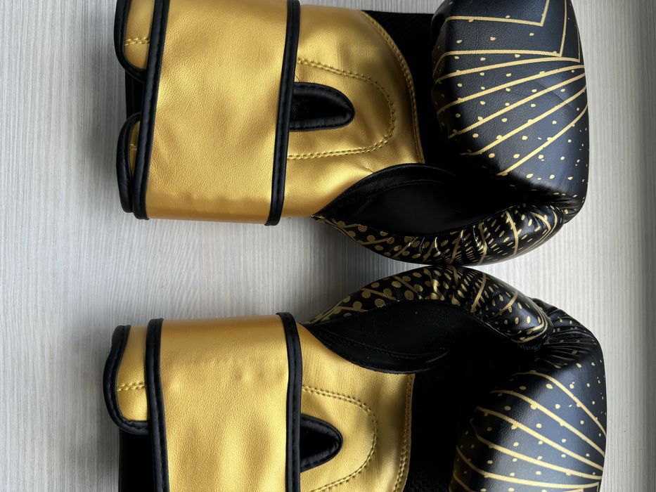 Luvas de Boxe.