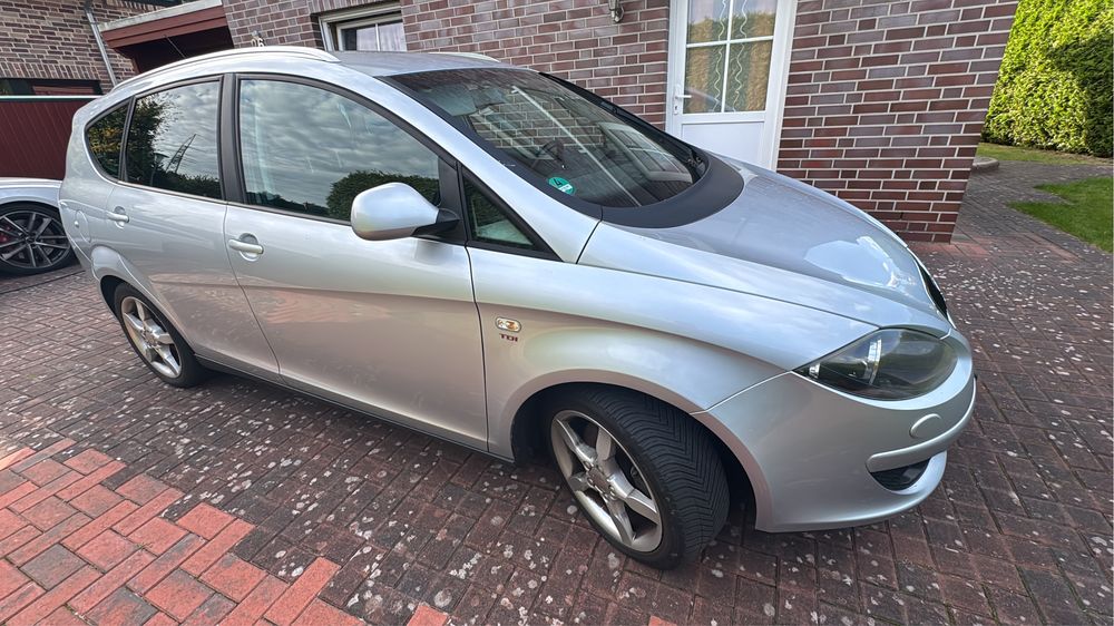 Seat Altea XL Продаю свіжопригнаний автомобіль для Військових