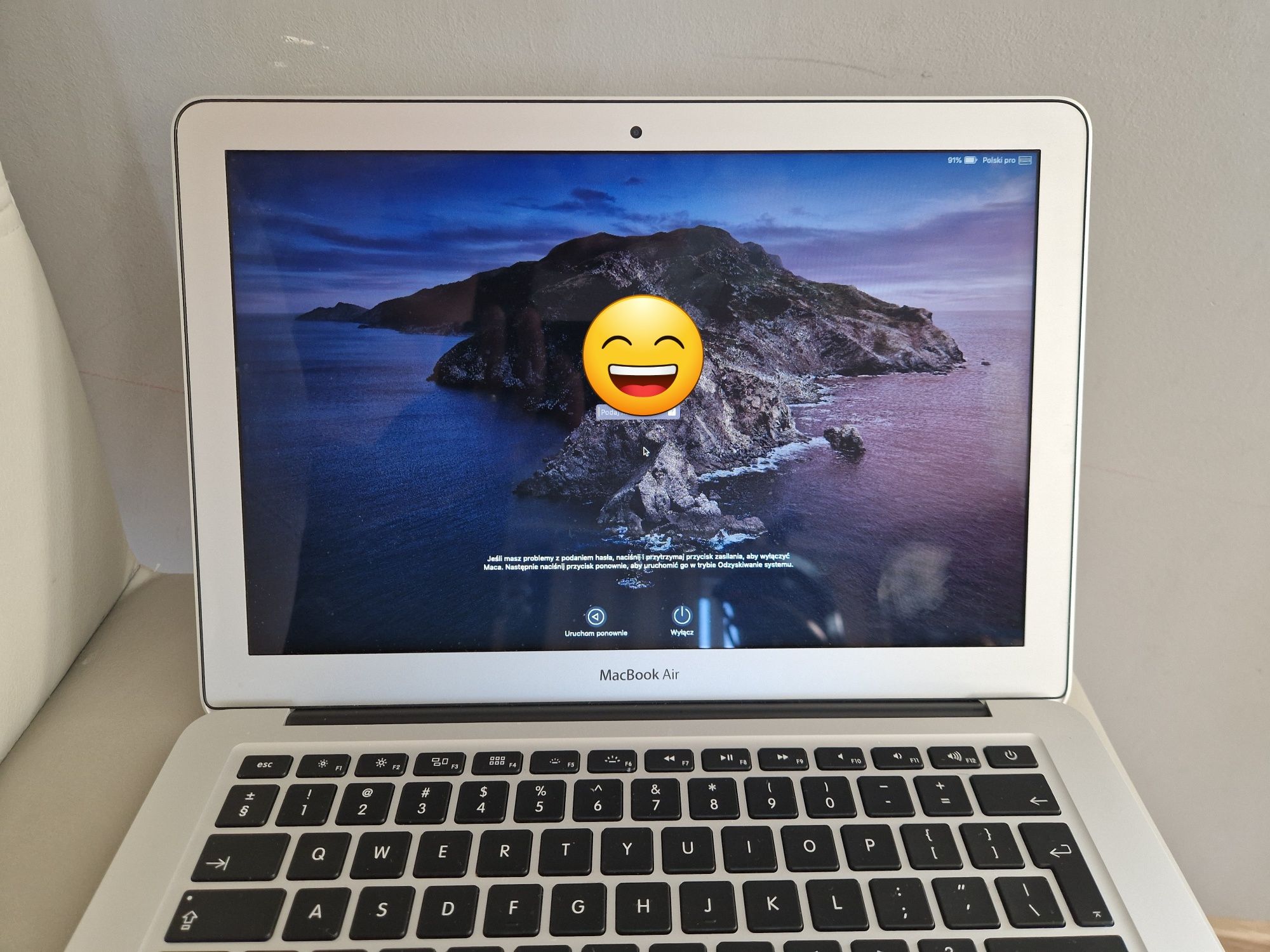 MacBook Air 13 JAK NOWY 8gb / 128gb FV 23%