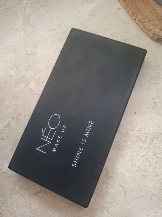 NÉO make up paleta rozświetlaczy