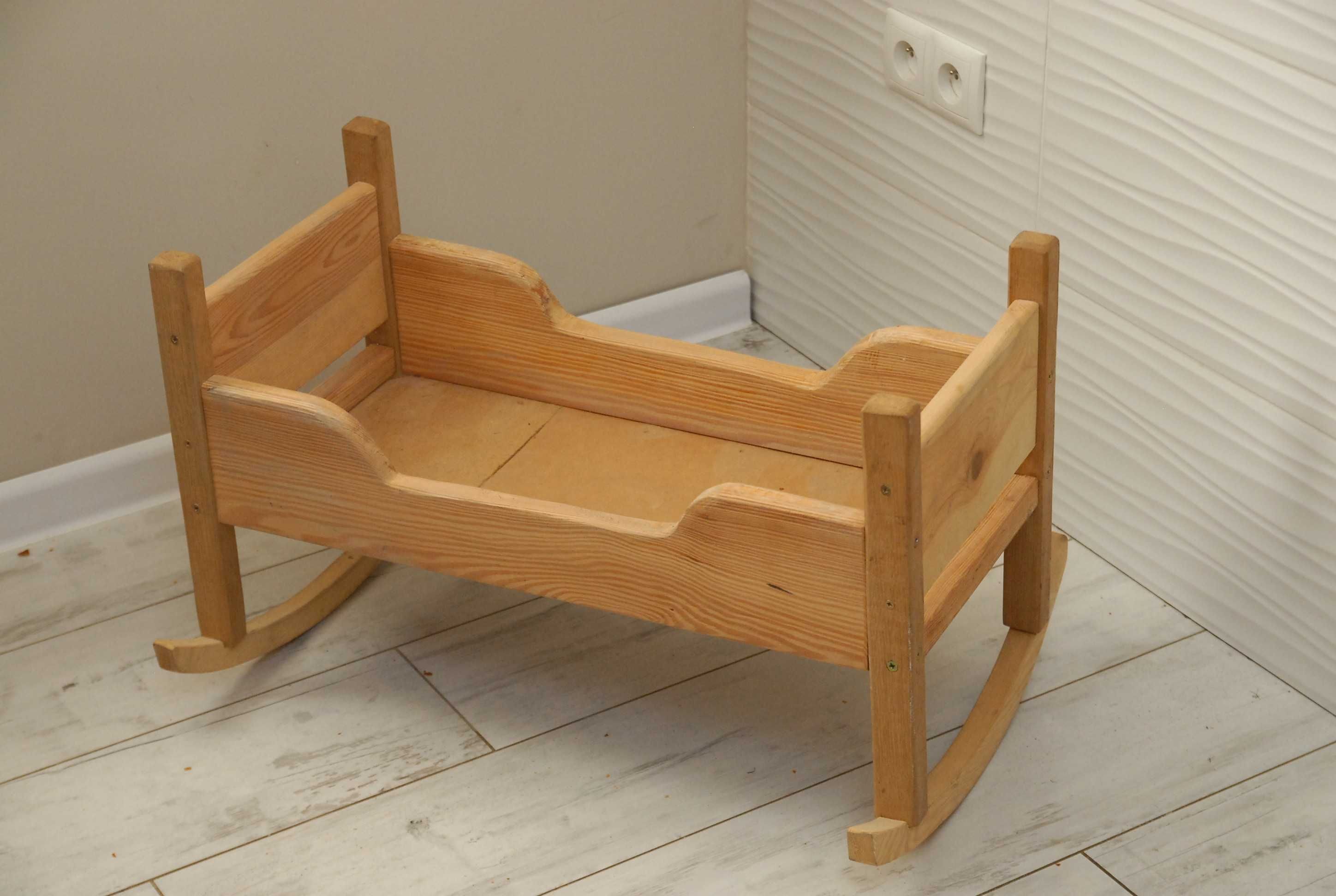 Duże drewniane łóżeczko dla lalek, doniczka, osłonka na kwiaty