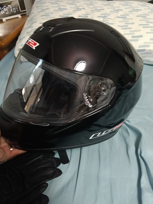 Capacete M 50€... ...