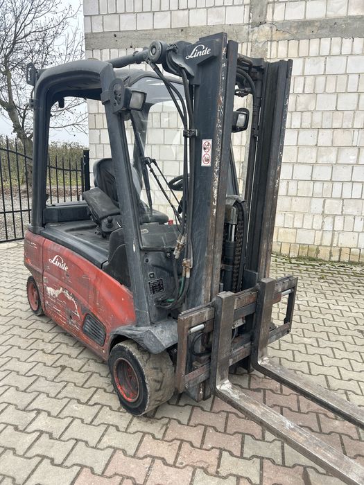 Wózek widłowy linde E20,triplex