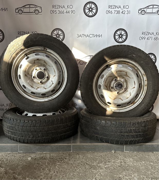 Колеса в зборі 205/65 R16C Goodyear (літо),диски 5х114.3 R16 Traffic
