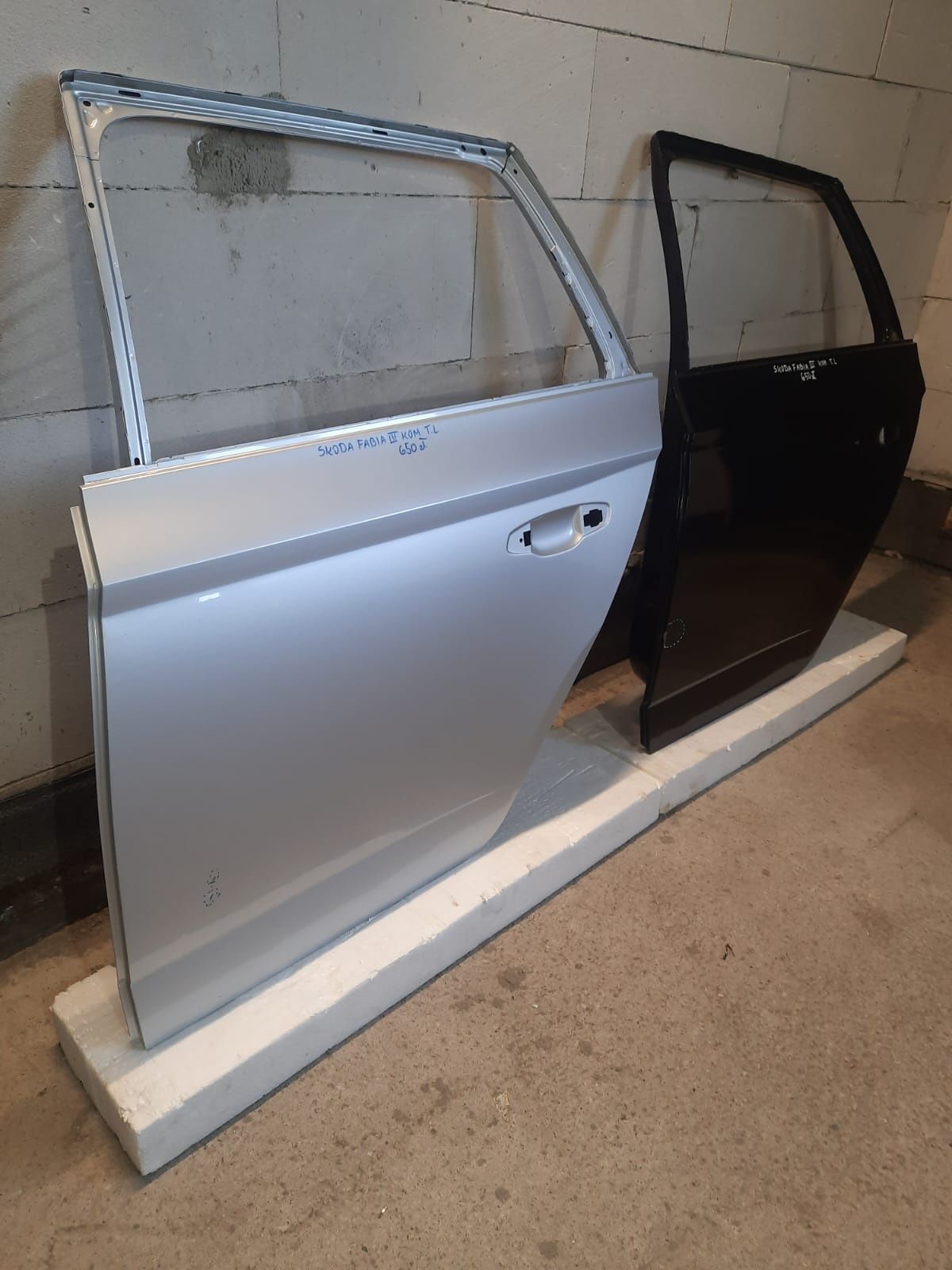 Skoda Fabia III drzwi tył tylne lewe
