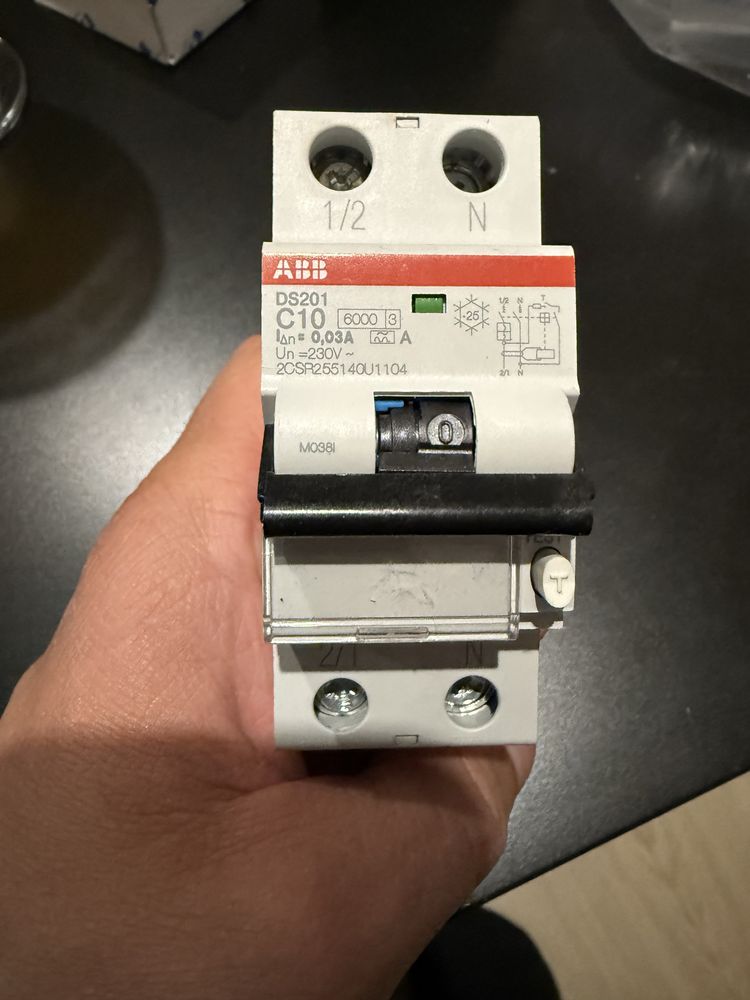 abb ds201c10a300 WYŁĄCZNIK