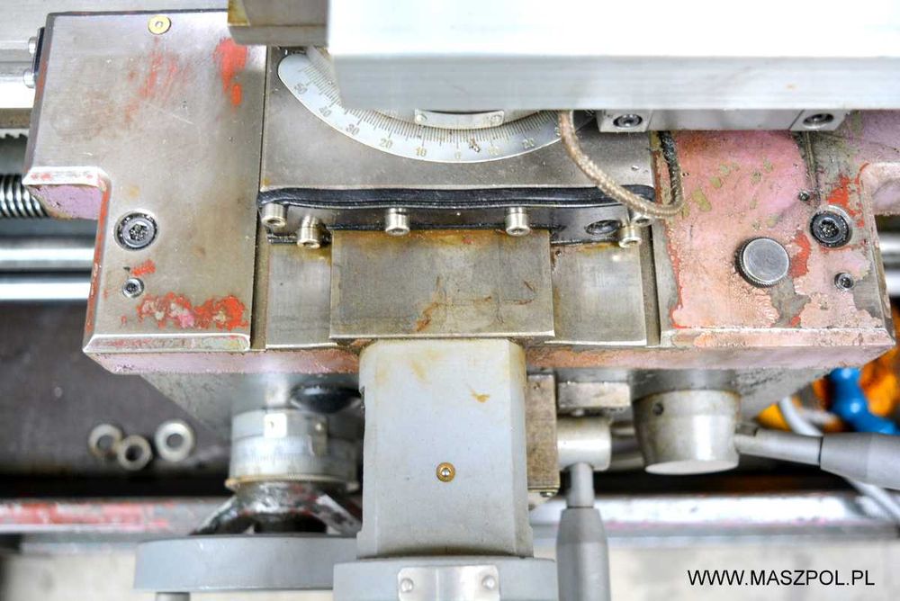 Tokarka OPTI D 360 x 1000  ODCZYTY.  SUPER STAN. oprzyrządowanie .FILM