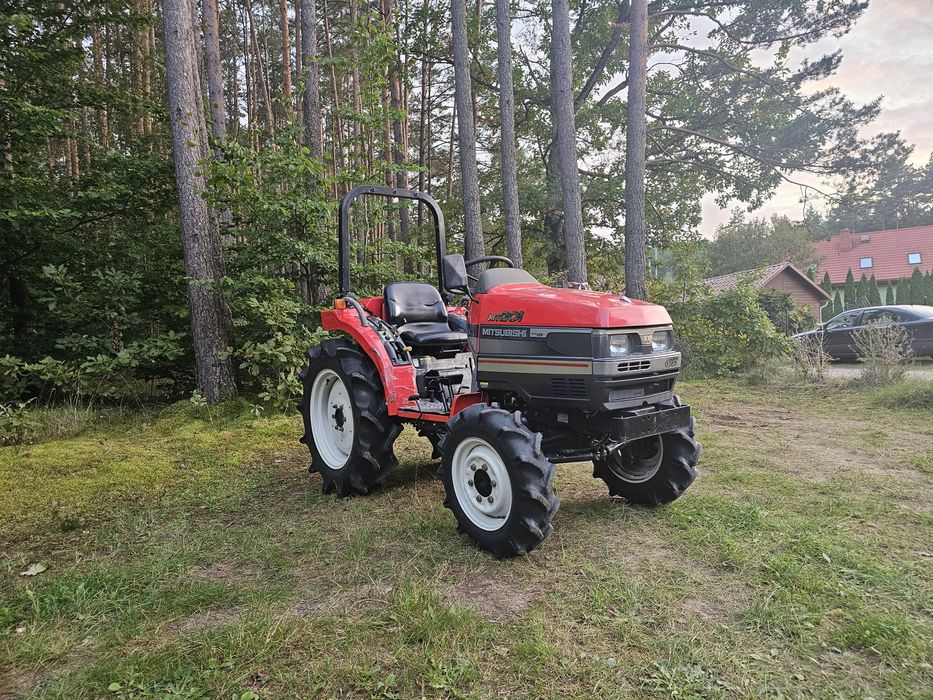 Traktor traktorek ciągnik ciągniczek ogrodowy Mitsubishi MT 201 wspoma