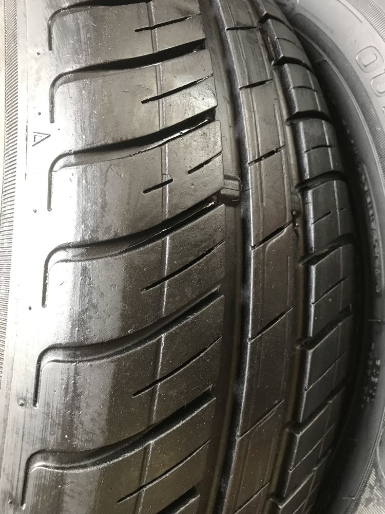 2 szt.para opony letnie 14r.6 mm 165/65R14 Dunlop Street Response2