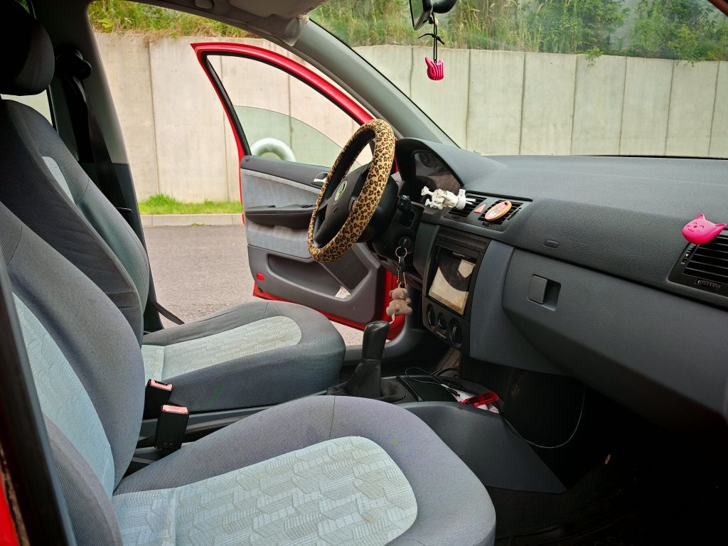 Skoda Fabia 1.4 - super auto w pełni sprawne.