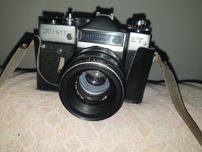 Zenit z wbudowanym światłomierzem