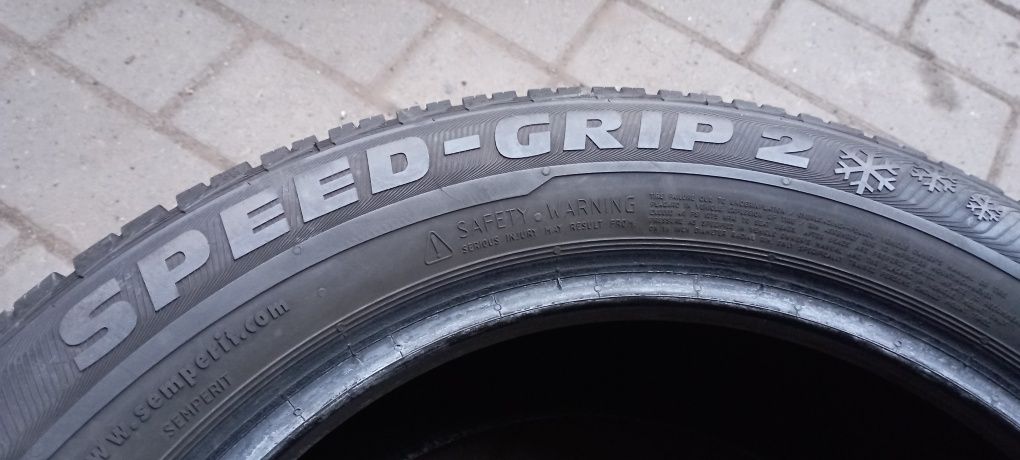 Opona 205/55/16 Semperit Speed Grip 2