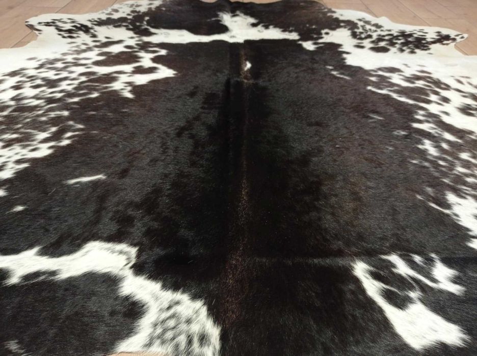 Dywan SKÓRA BYDLĘCA łaciata ciemnobrązowo-biała Krowa skóra naturalna