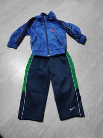 Komplet spodnie i bluza niebieska  dla chłopca rozmiar 92 Nike